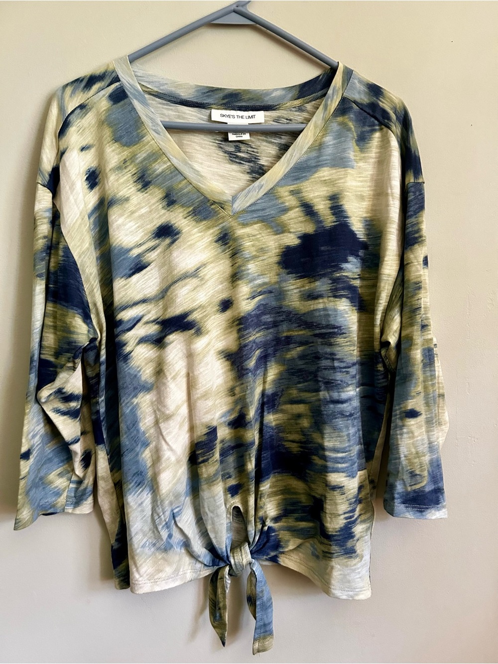 Skye's the Limit Blue & Cream Tie-Front V-Neck Tunic Top